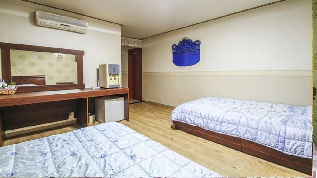 Bobos Hotel Jeju Bagian luar foto